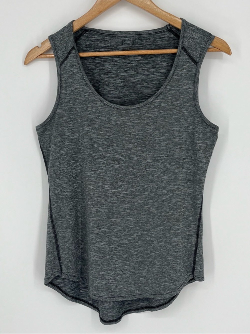 Columbia Gray Omni-Wick Muscle Tank Top Women’s Size Medium